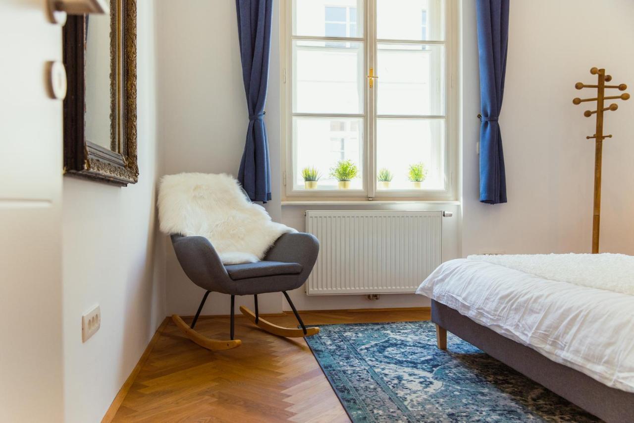 Top Location City Centre Condo In Historic Building With Free Garage Parking Ljubljana Extérieur photo